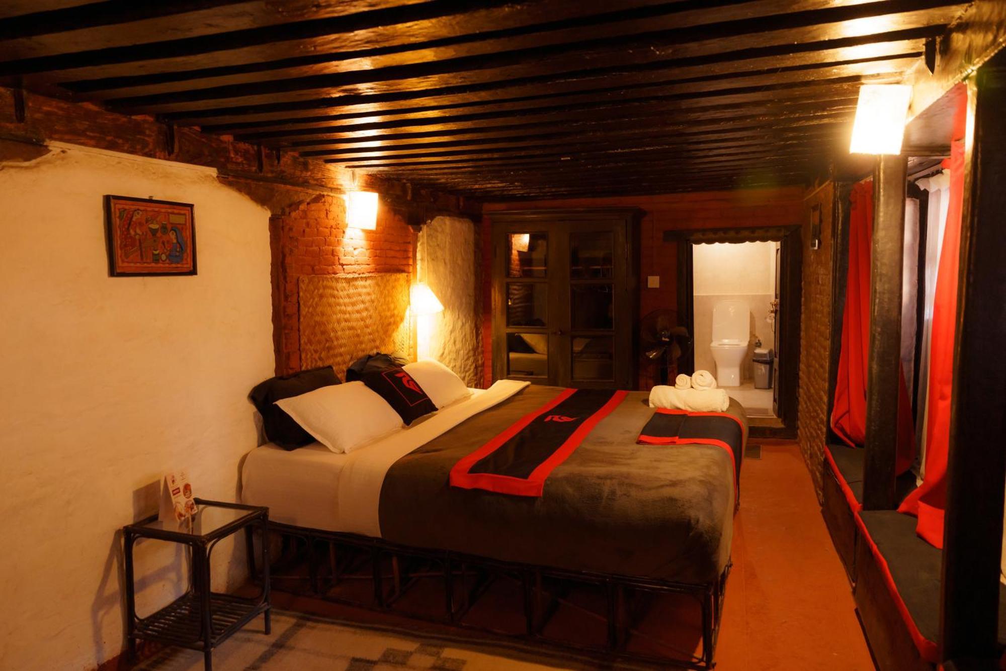 ฮีรา เกสท์เฮาส์ Hotel Lalitpur ภายนอก รูปภาพ
